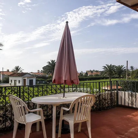 En La Playa Con Piscina, Premiado En 2026 !!! Ferienhaus