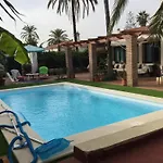 En La Playa Con Piscina, Premiado En 2026 !!! * Marbella