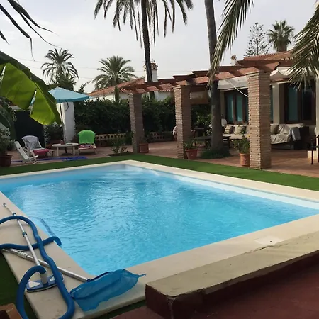 En La Playa Con Piscina, Premiado En 2026 !!! * Marbella